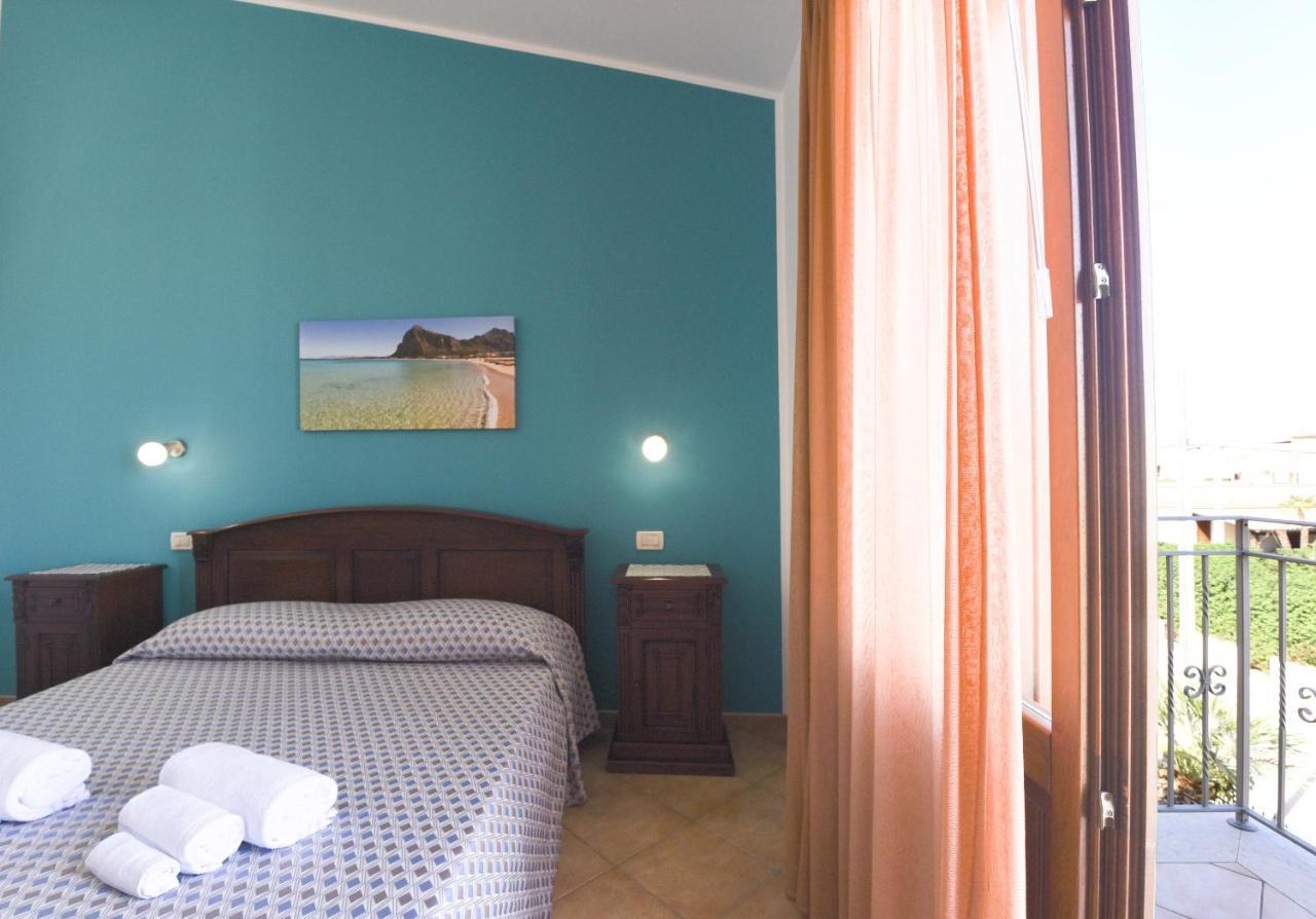 Bed and Breakfast Aurora Кастеллуццо Екстер'єр фото