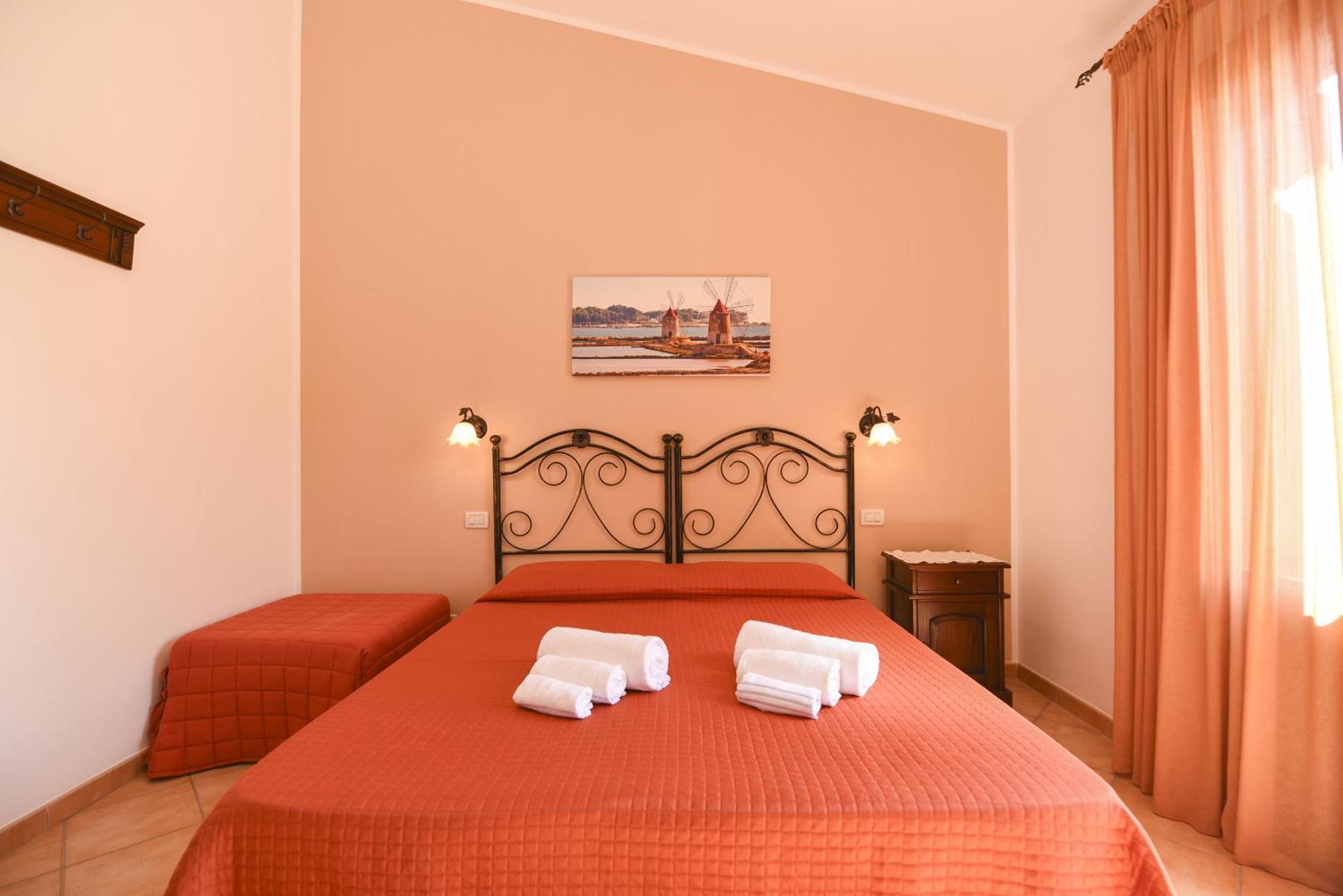 Bed and Breakfast Aurora Кастеллуццо Номер фото